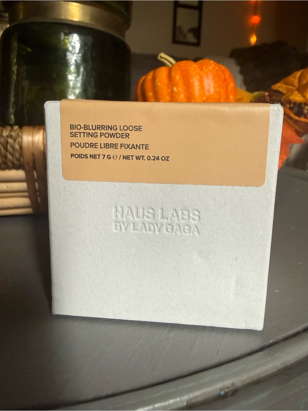 Haus Labs By Lady Gaga Loose Setting Powder Box in Cream and White